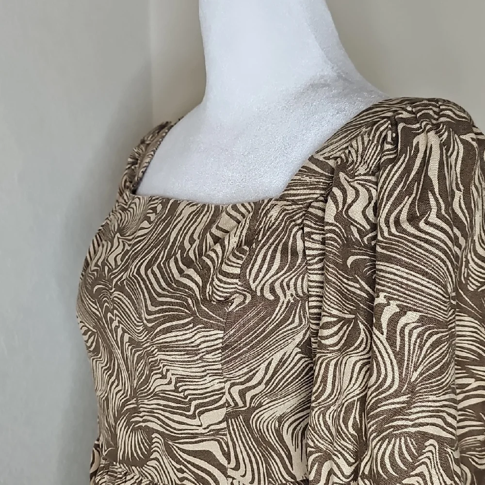 House of Harlow Square Neck Puff Sleeve Mini Dress in Brown Swirl Print - Picture 9 of 13
